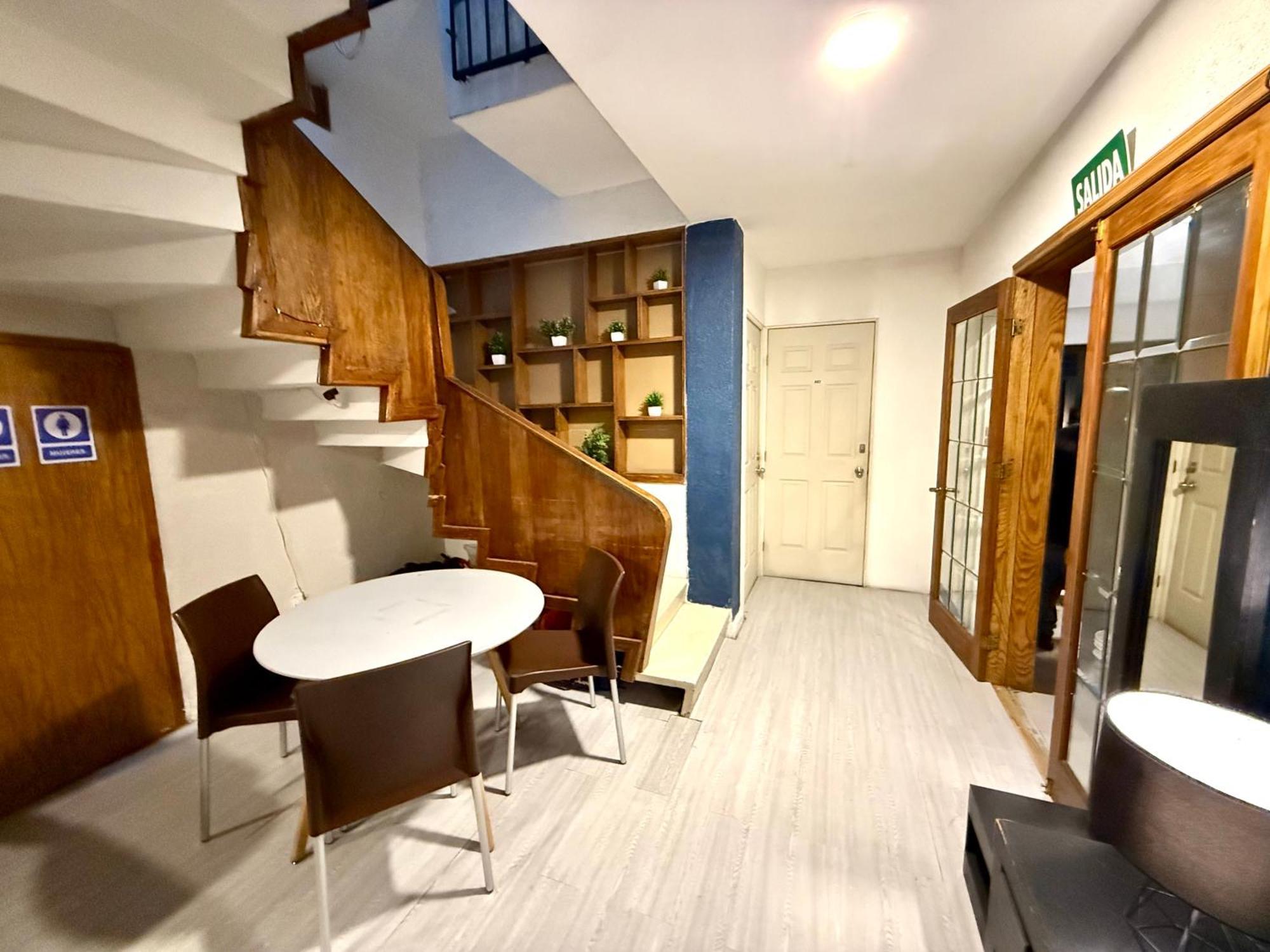 Roomies Hostel - Condesa, Mexico City